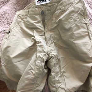 Mountain Khakis 32  shorts 11”inseam